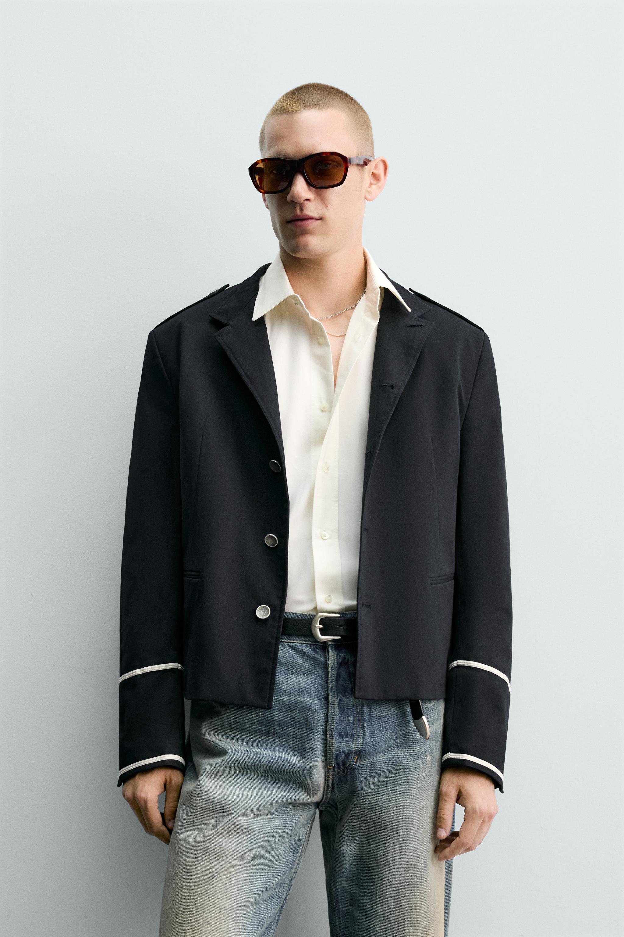 VESTE COURTE À CONTRASTES